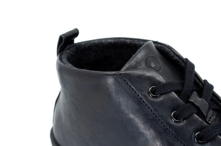 Raw Leather Black